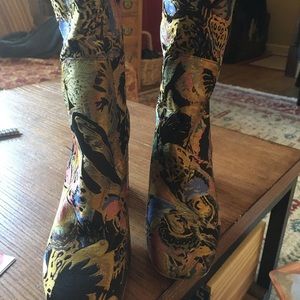 Multi colored fabric bootie